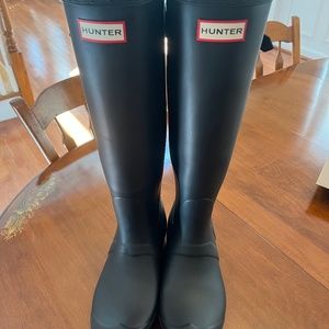 Women’s Hunter Original Adjustable Rain Boots - Size 9 - Excellent pre-owned